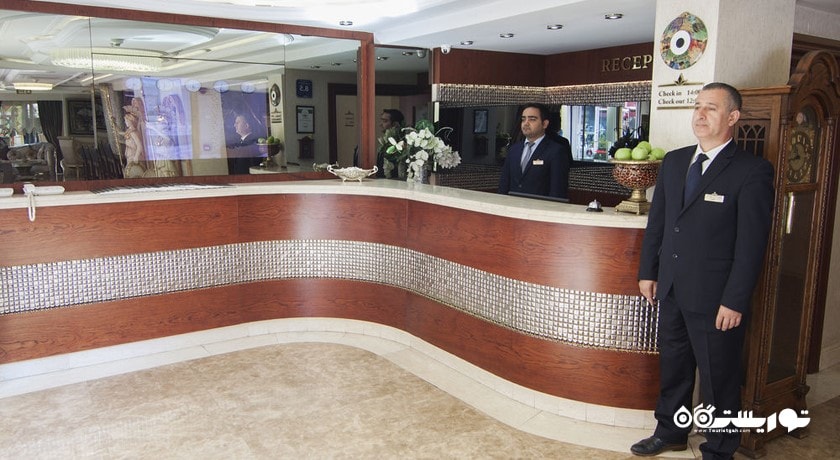 میز پذیرش هتل یورو استارز اولد سیتی